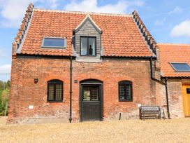 Tricker's Cottage - Norfolk - 921785 - thumbnail photo 1