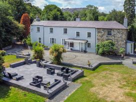 7 bedroom Cottage for rent in Narberth