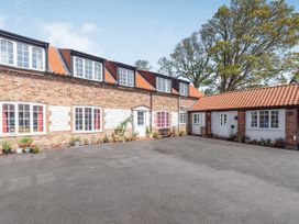 5 bedroom Cottage for rent in Bridlington