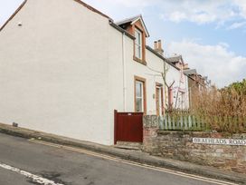 2 bedroom Cottage for rent in St Boswells