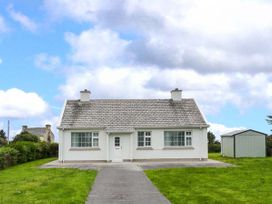 3 bedroom Cottage for rent in Ballinskelligs