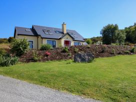 3 bedroom Cottage for rent in Lauragh