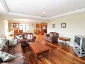 Cloonacastle Cottage - Westport & County Mayo - 928333 - thumbnail photo 5