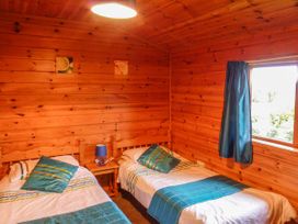 Cabin 2 - North Ireland - 935014 - thumbnail photo 7