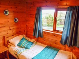 Cabin 3 - North Ireland - 935015 - thumbnail photo 8