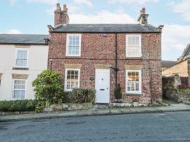 3 bedroom Cottage for rent in Whitby