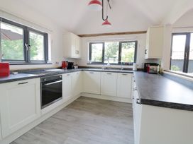 Whitehands Farm Barn - Norfolk - 938543 - thumbnail photo 9