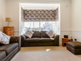 1 Roxby Terrace - North Yorkshire (incl. Whitby) - 938715 - thumbnail photo 3