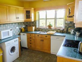 Reeks Cottage - County Kerry - 938803 - thumbnail photo 4