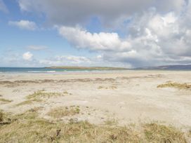 Central Ardara Riverside Apartment - County Donegal - 939487 - thumbnail photo 12
