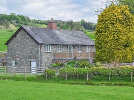 2 bedroom Cottage for rent in Welshpool