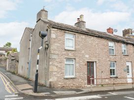 2 bedroom Cottage for rent in Brough