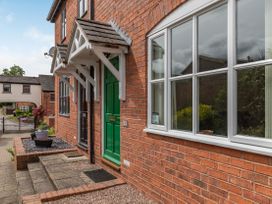 3 bedroom Cottage for rent in Nantwich