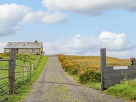 3 bedroom Cottage for rent in North Uist