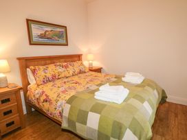Rosslare Cottage - Antrim - 942457 - thumbnail photo 19