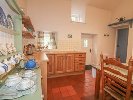 Rosslare Cottage - Antrim - 942457 - thumbnail photo 8