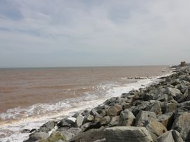 Number Fifteen - North Yorkshire (incl. Whitby) - 943005 - thumbnail photo 19