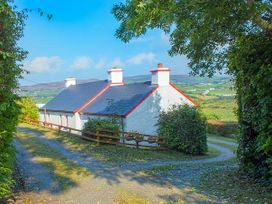 Cooley Cottage - County Donegal - 943611 - thumbnail photo 1
