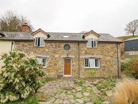 3 bedroom Cottage for rent in Llanidloes