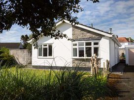 3 bedroom Cottage for rent in Tenby
