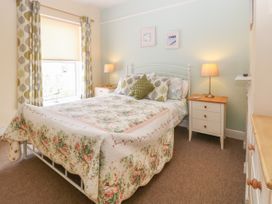 Flint  Cottage - Norfolk - 945583 - thumbnail photo 12