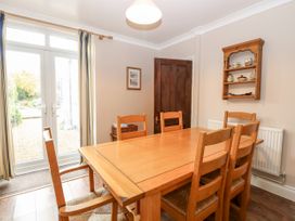 White Cottage - Norfolk - 945584 - thumbnail photo 11