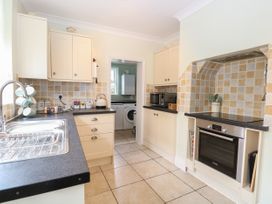 White Cottage - Norfolk - 945584 - thumbnail photo 7