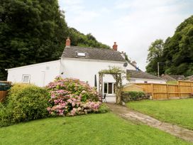 Spring Garden Cottage - South Wales - 945899 - thumbnail photo 19