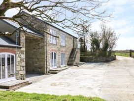 2 bedroom Cottage for rent in Falmouth