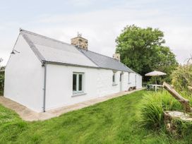2 bedroom Cottage for rent in Goodwick