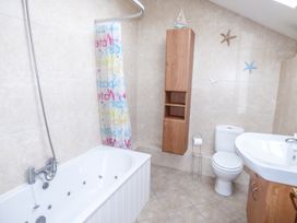 Ty Llwyd - South Wales - 954386 - thumbnail photo 22