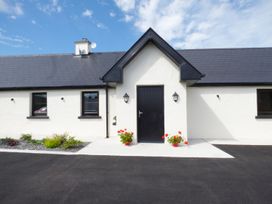 Laharn Cottage - County Kerry - 955565 - thumbnail photo 2