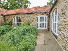 2 bedroom Cottage for rent in Durham