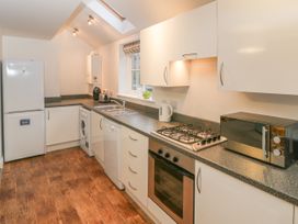 8 Pottergate Mews - North Yorkshire (incl. Whitby) - 956799 - thumbnail photo 8