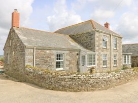 5 bedroom Cottage for rent in Porthleven