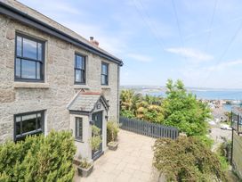 3 bedroom Cottage for rent in Penzance