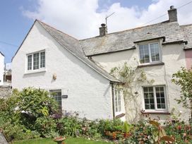 4 bedroom Cottage for rent in Tintagel