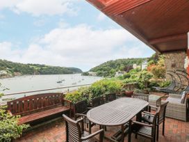 4 bedroom Cottage for rent in Dartmouth