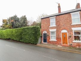 1 bedroom Cottage for rent in Chester