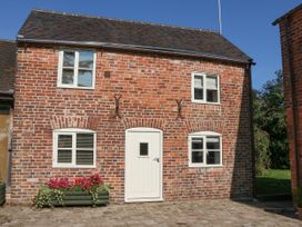 1 bedroom Cottage for rent in Stoke-on-Trent