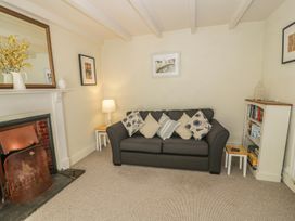 Old Post Cottage - South Wales - 970922 - thumbnail photo 5