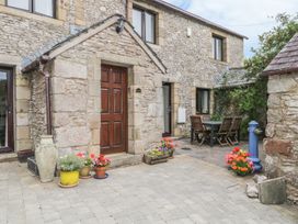 4 bedroom Cottage for rent in Newby
