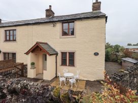 2 bedroom Cottage for rent in Newby