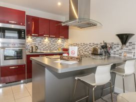 Scarborough Apartments - One Bed - North Yorkshire (incl. Whitby) - 975360 - thumbnail photo 5