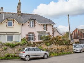 3 bedroom Cottage for rent in Plymouth