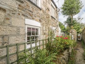 2 bedroom Cottage for rent in Falmouth