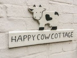 Happy Cow - Cotswolds - 981620 - thumbnail photo 3