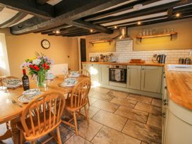 3 bedroom Cottage for rent in Clun