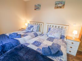 Minnie's Cottage, Killeavy -  - 982853 - thumbnail photo 20