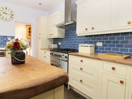 8 Wilton Road - North Yorkshire (incl. Whitby) - 984696 - thumbnail photo 8